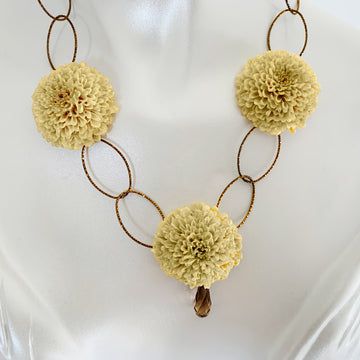 Natural Creamy Dahlia Necklace