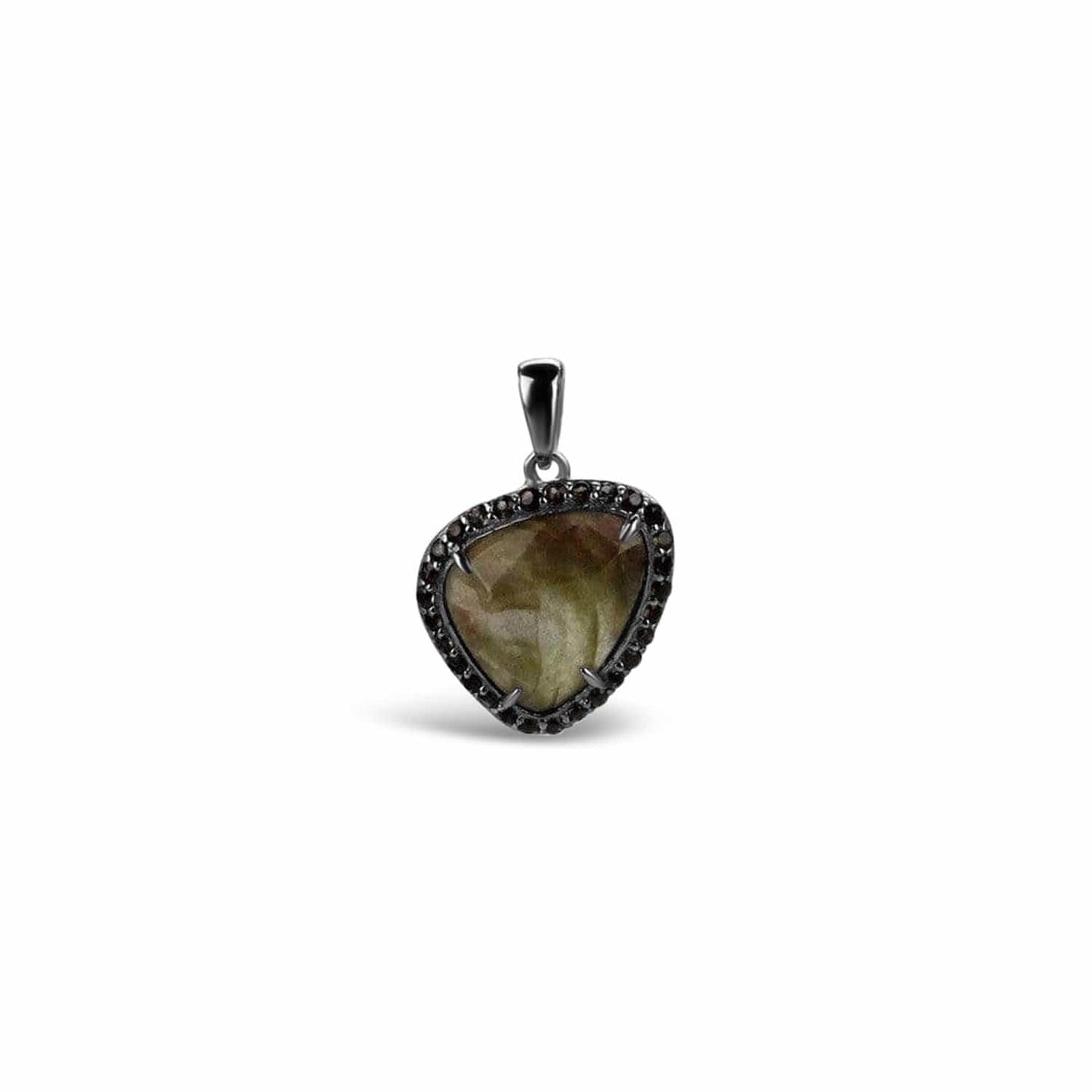 Sterling Silver Labradorite Pendant